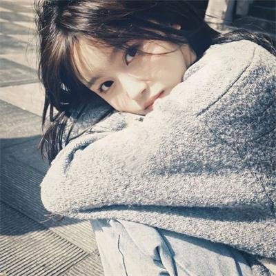 相逢时节月正圆